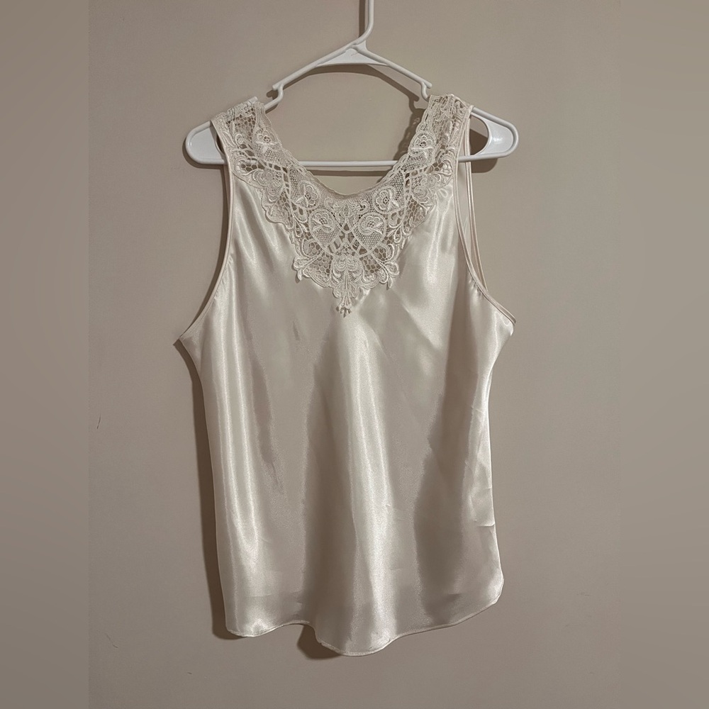 Women’s Vintage Lace Trim Satin Camisole in Ivory Size XLarge